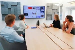 Equipos de videoconferencia en Costa Rica: ¿cómo transformar tus salas de reunión?