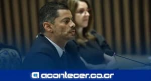 Carlo Díaz anuncia plan para extraditar funcionarios públicos