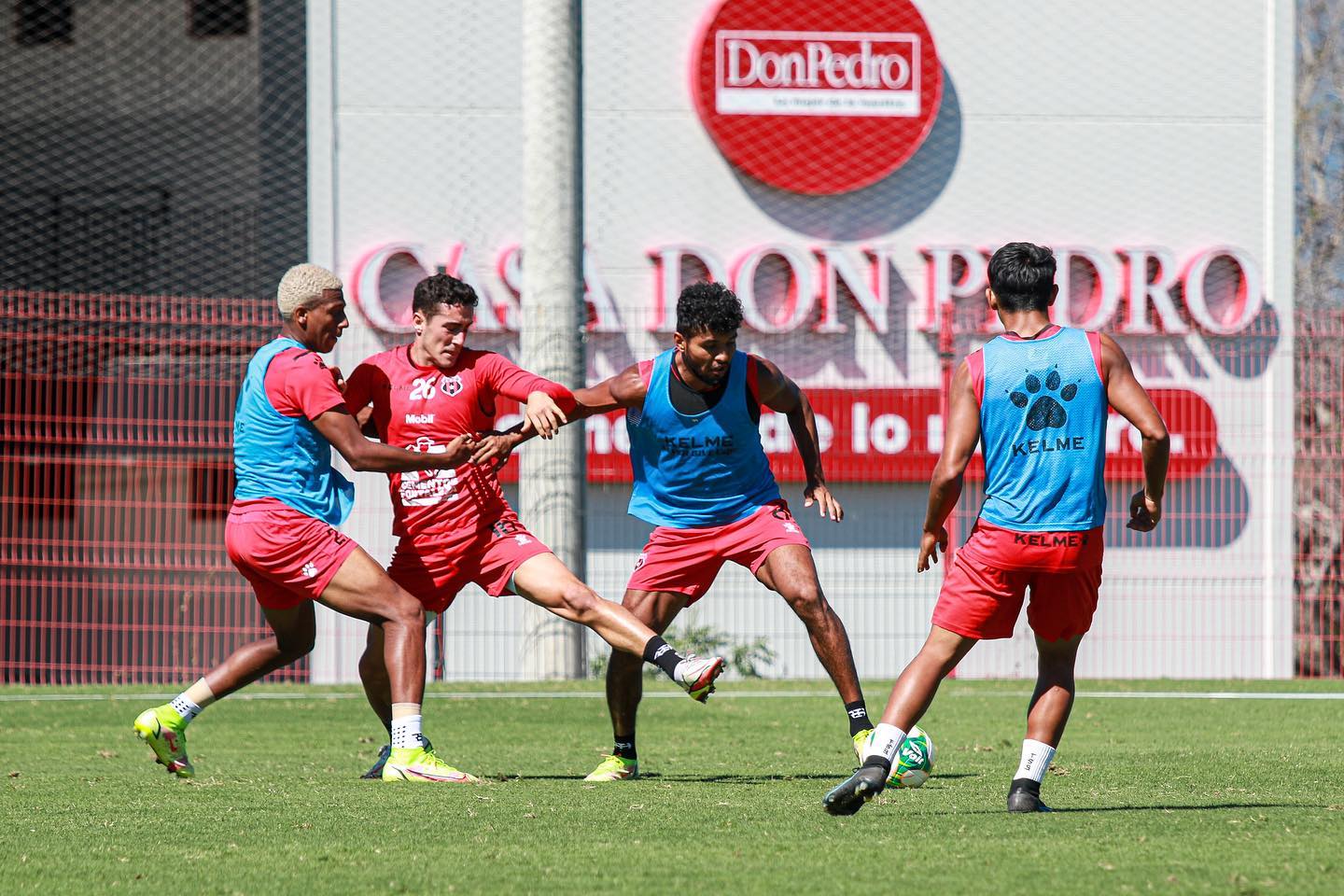Alajuelense dudoso en el mercado de fichajes