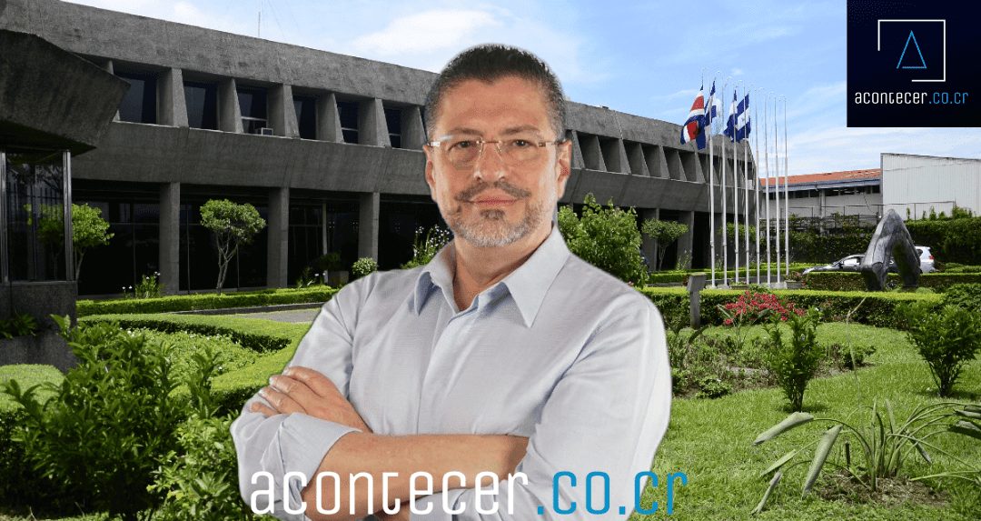 Chaves llega al tercer lugar, según encuesta de la Universidad Latina