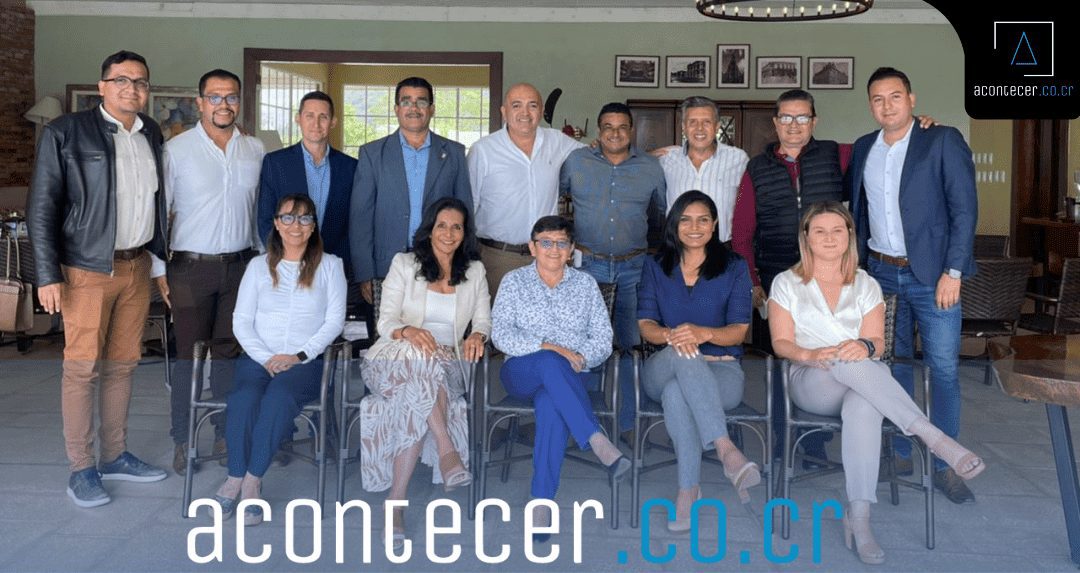 Diputados electos de Cartago se reunieron este miércoles con alcaldes