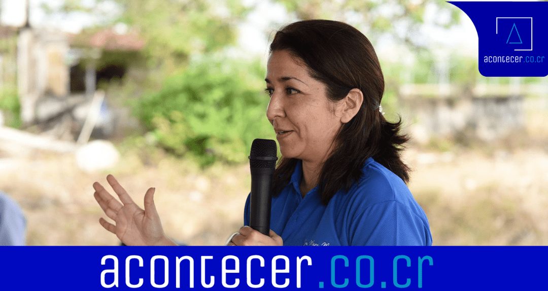 Mary Munive desmiente a Amelia Rueda: «No he renunciado a la campaña»