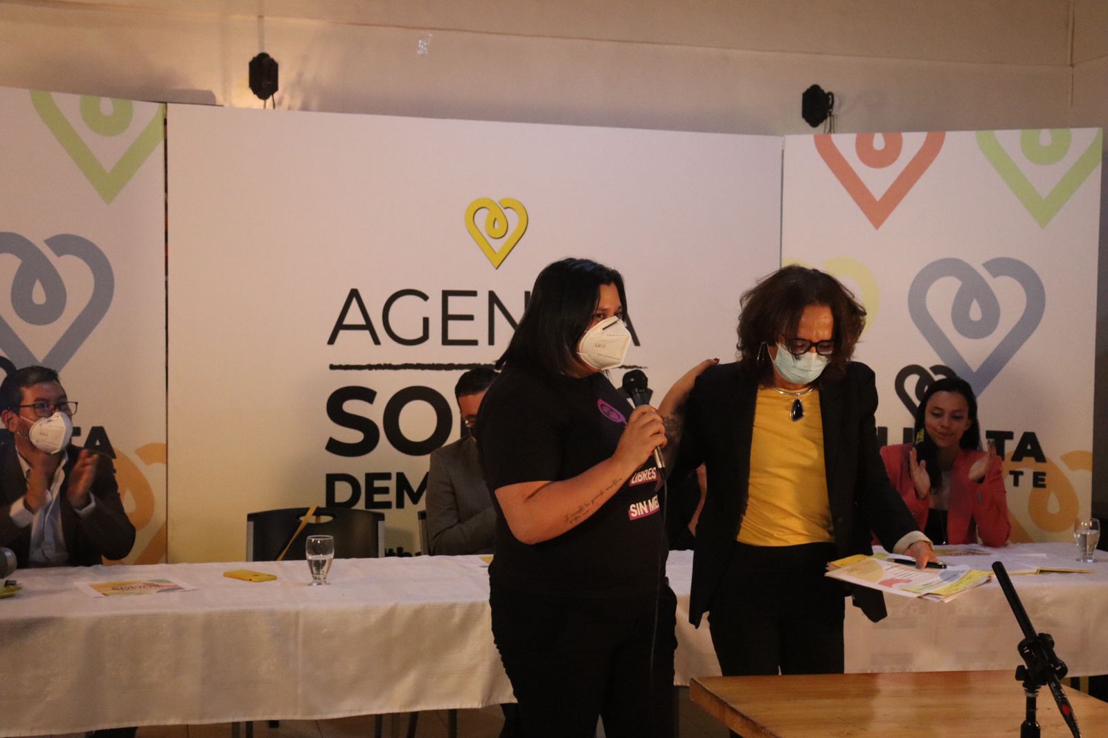 Mujeres jóvenes protagonistas en el cierre de campaña de José María a Villalta