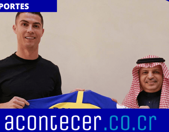Cristiano Ronaldo en su presentación con el Al Nassr