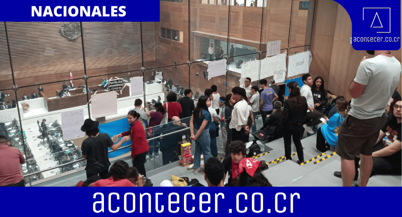 • Movimiento Estudiantil llenó la barra de público en Asamblea Legislativa para oponerse a candidatura de Erick Ulate