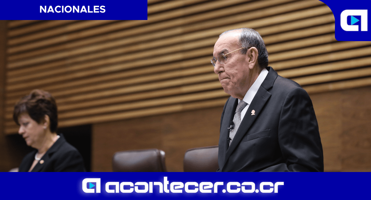 En la sesión extraordinaria del Plenario Legislativo de este lunes en la mañana, predominó la discusión y polémica alrededor de la resolución de Rodrigo Arias para dar vía rápida a las reformas a jornadas 4x3 y al combate del crimen organizado.