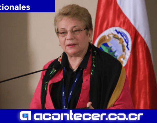 Anna Katharina Mülle Ministra de Educación Comparecencia legislativa