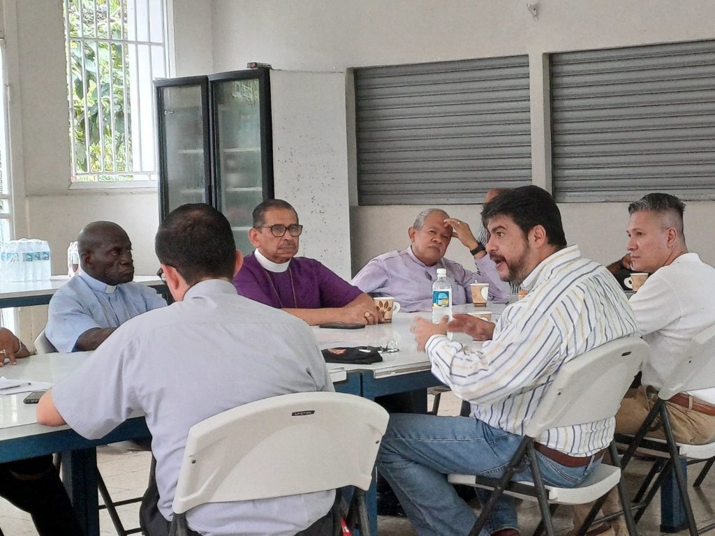 Reunión interconfesional busca mejorar seguridad en Limón y promover inclusión social