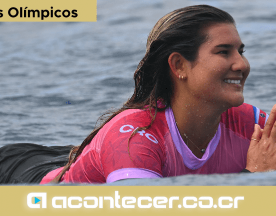 Brisa Hennessy avanza a los cuartos de final del Surf Olímpico